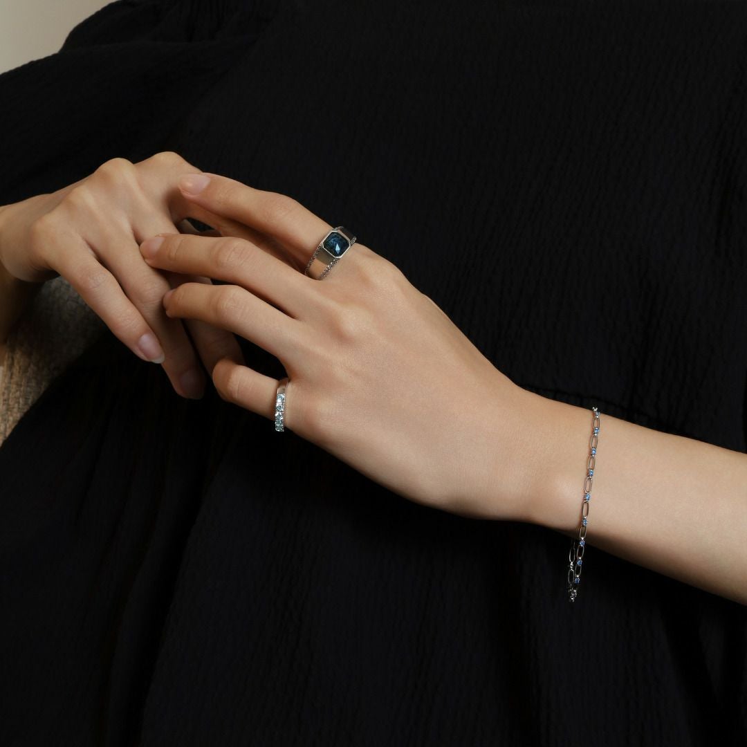 EMBLEM SQUARE RING 【LIGHT】（SILVER） | CEL-CEL