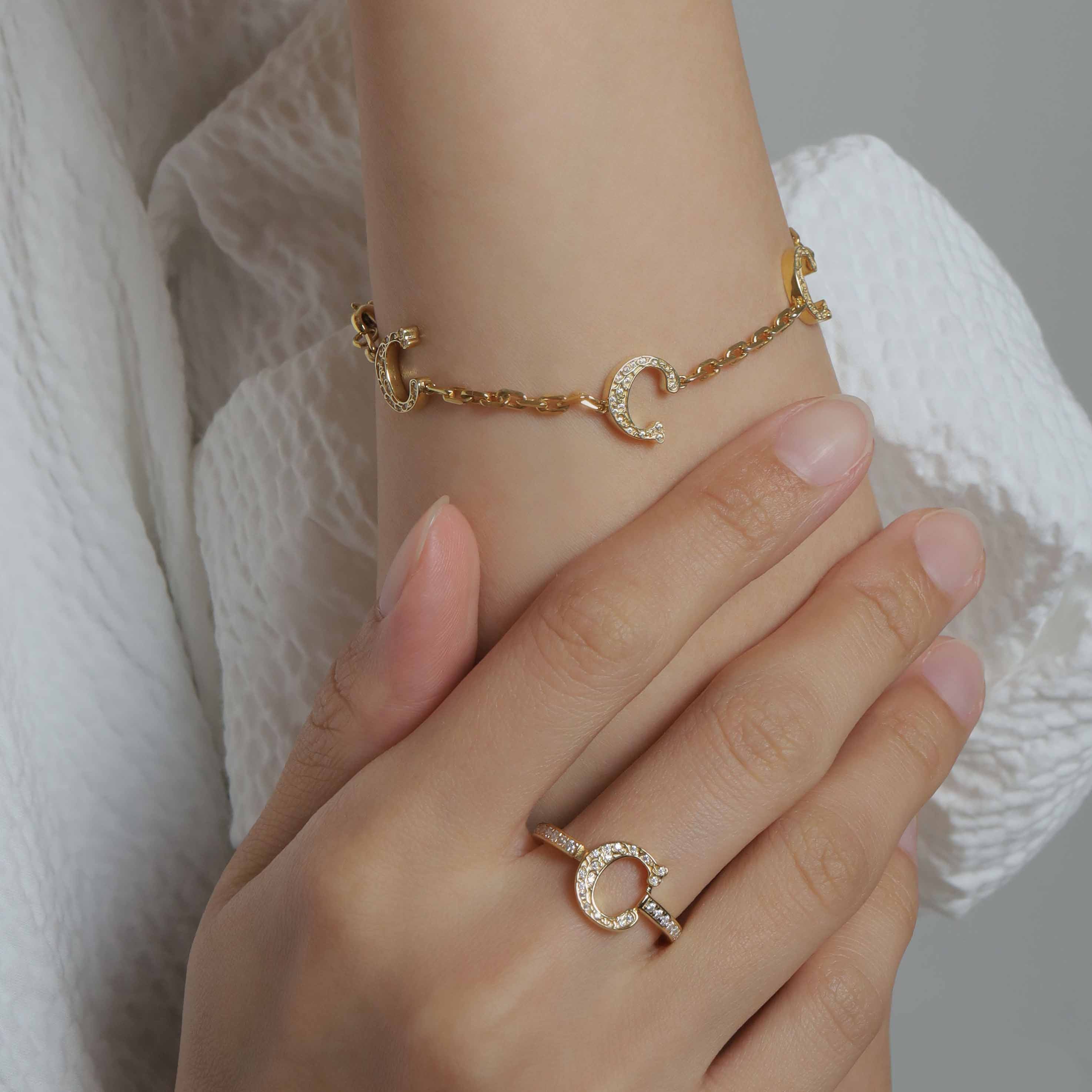 SYMBOL “C” LINE BRACELET 【LIGHT】（GOLD） | CEL-CEL
